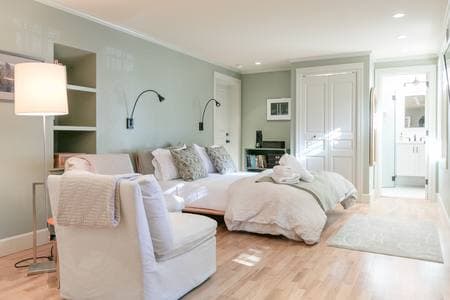 Haight Ashbury Painted Lady Studio